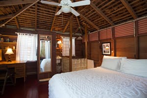 Cottage with Queensize Bed
